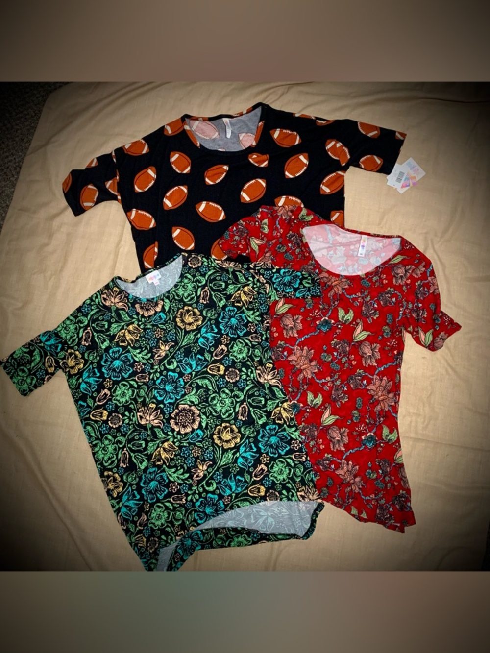 👀LuLaRoe Bundle Deal Women’s Mixed Sizes Football Floral Tops NWT